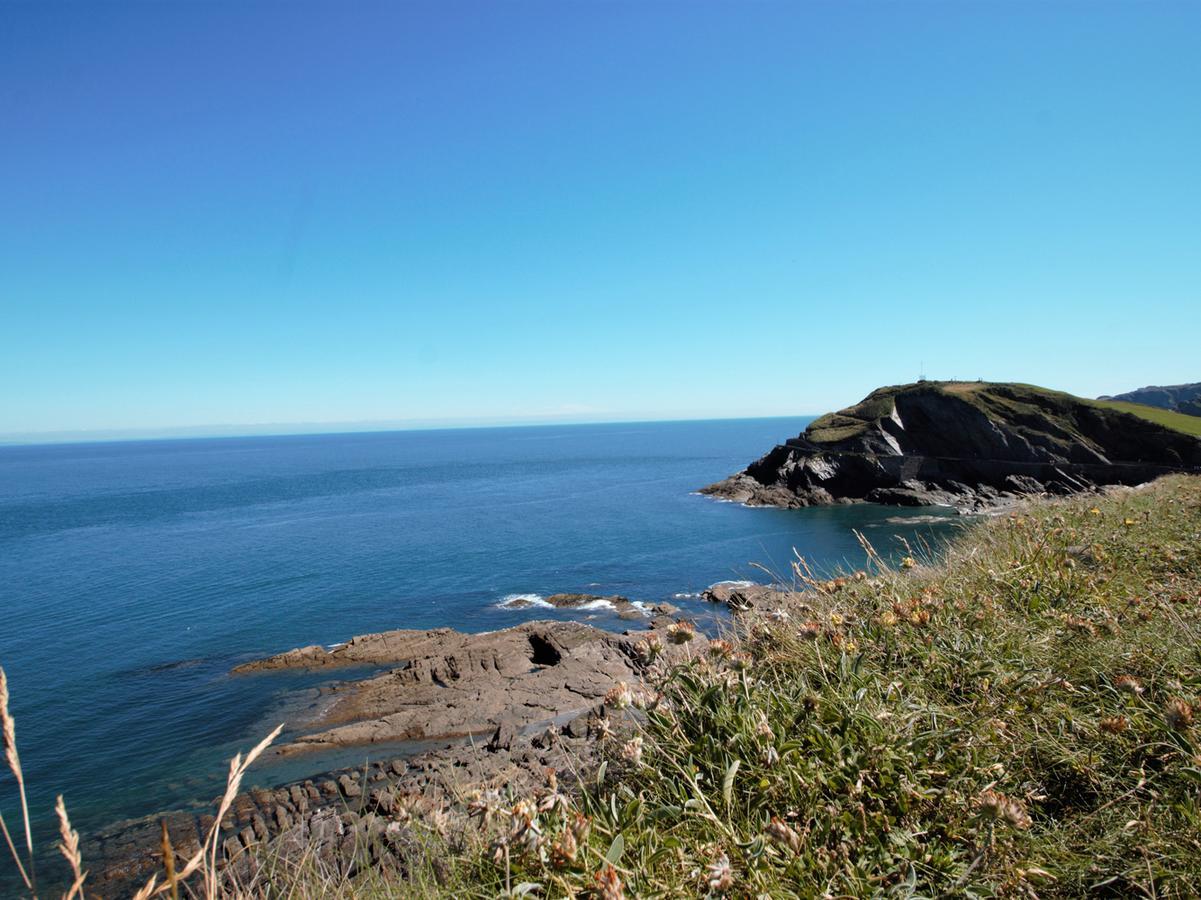 Ocean Breeze Villa Ilfracombe Bagian luar foto