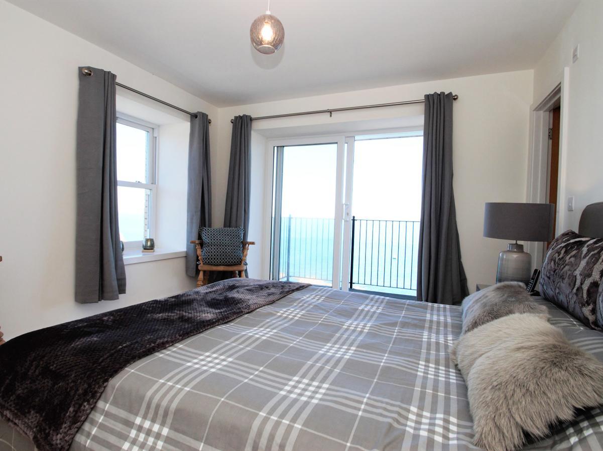 Ocean Breeze Villa Ilfracombe Bagian luar foto
