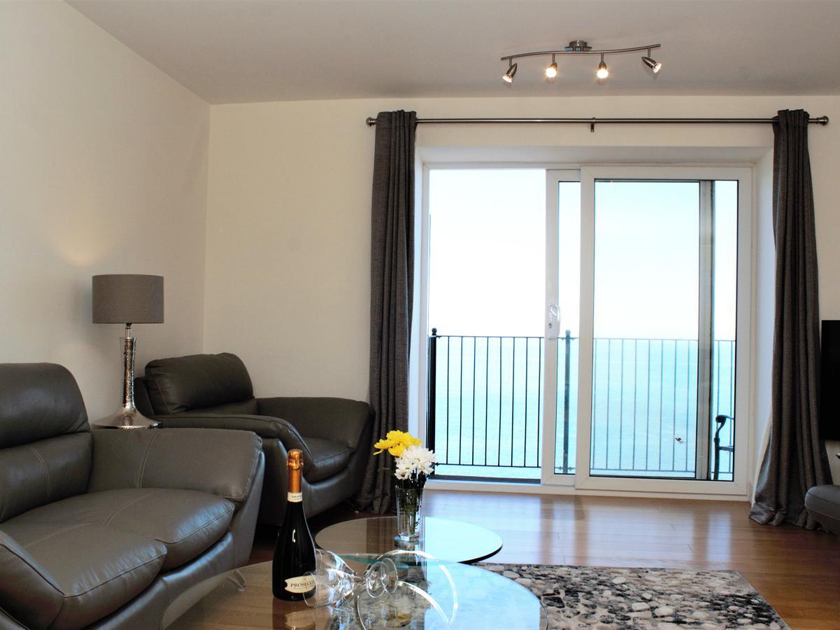 Ocean Breeze Villa Ilfracombe Bagian luar foto